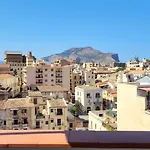 דירה Vanda's Terrace *