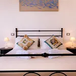 דירה Vanda's Terrace *